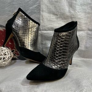 Vince Camuto Onda Faux Snake Black Suede Ankle Boot Women's size 7B/37